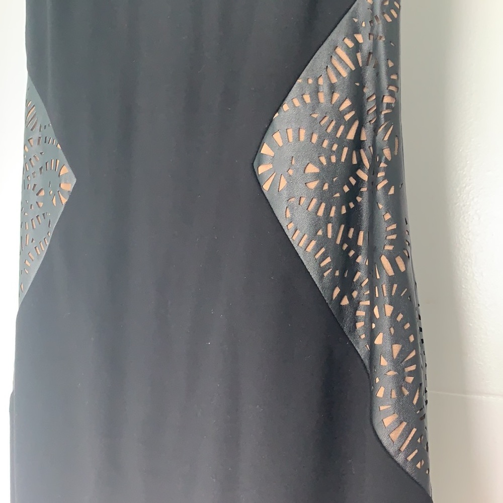 Cache Dress - Picture 3 of 7